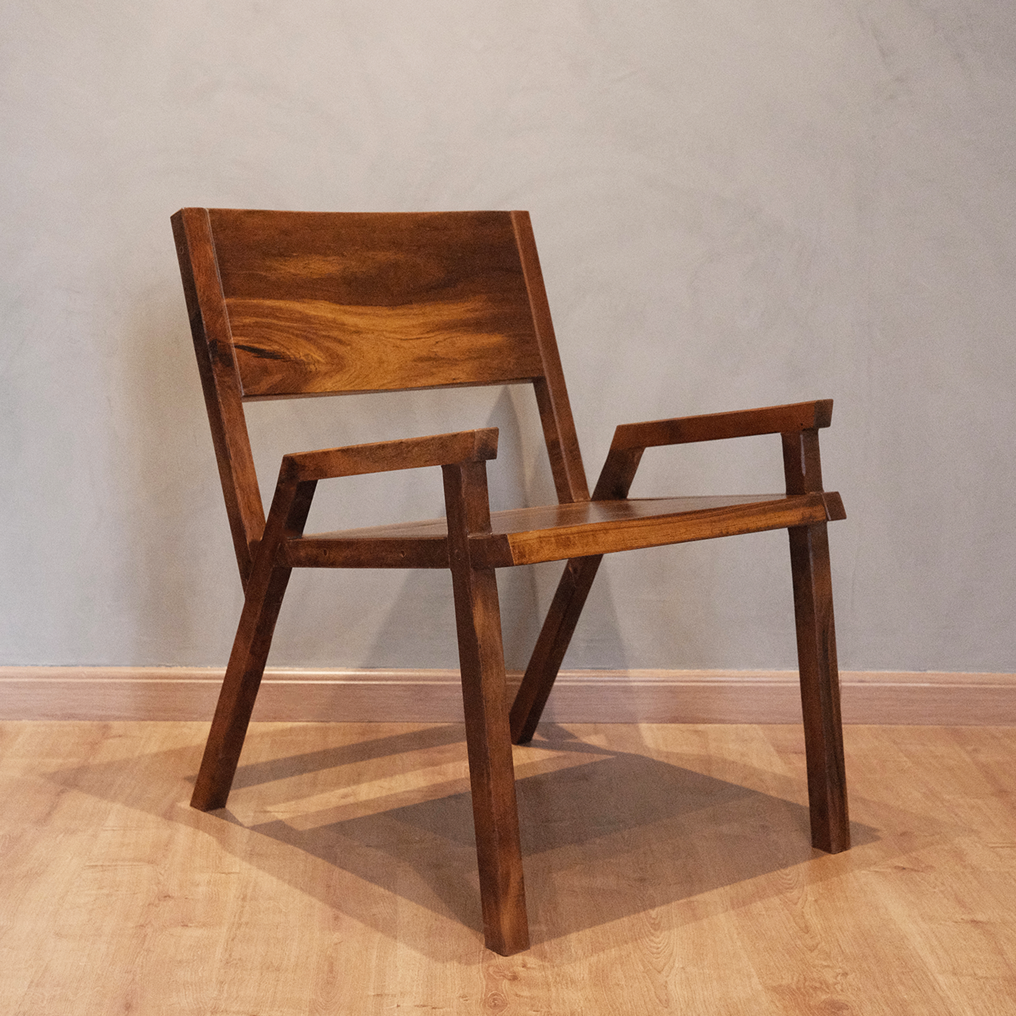 ADÃO ARMCHAIR